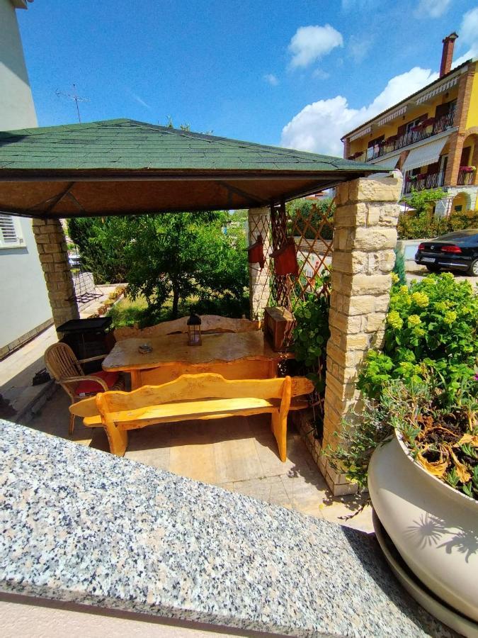 Apartment Erceg Porec Exterior photo
